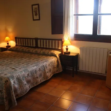 Masia La Safranera Country house *